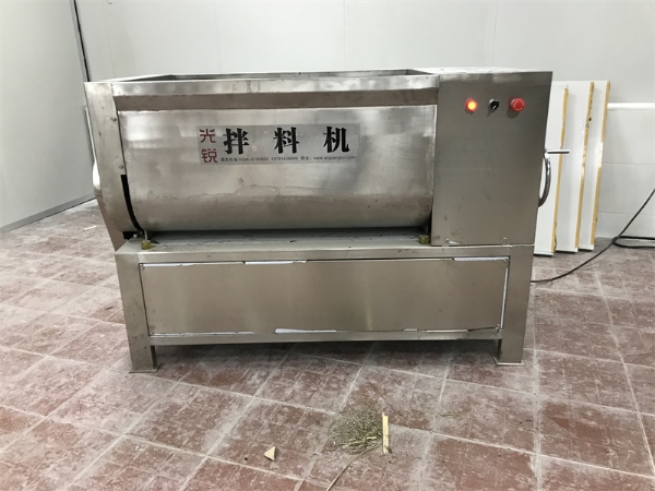 光銳小魚(yú)仔黃豆醬方形拌料機(jī)