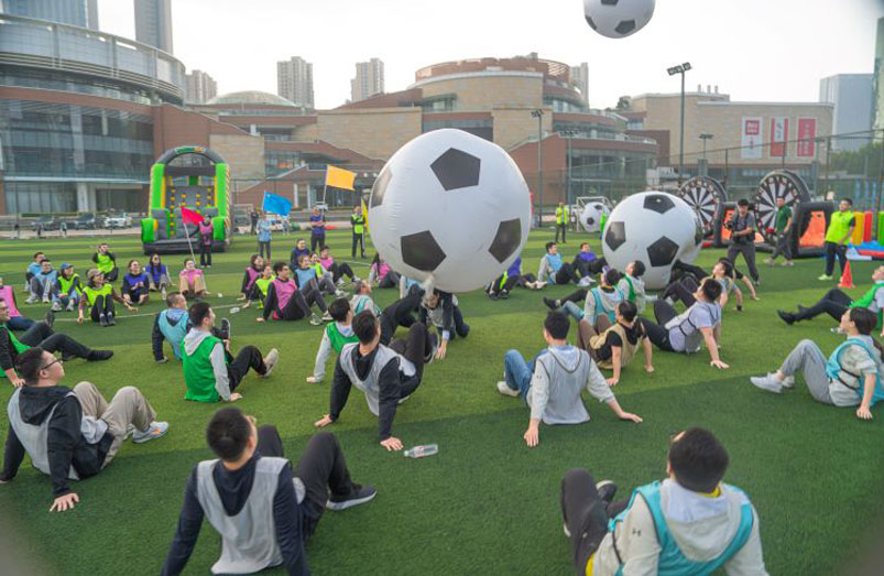 青島國際投資有限公司開展 “強(qiáng)體魄·促發(fā)展”職工趣味運(yùn)動會